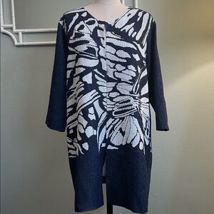 Chico’s Travelers Butterfly Print Jacket Women’s Size XL Crinkle Knit Navy Blue